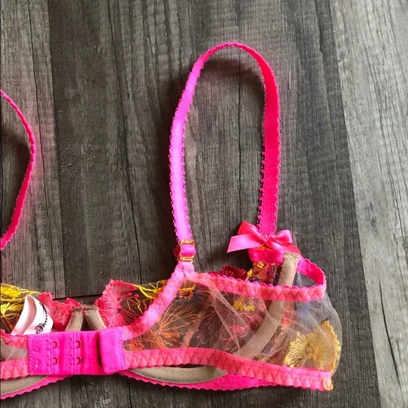 Agent Provocateur Lace Zuri Bra 36B - Picture 10 of 10